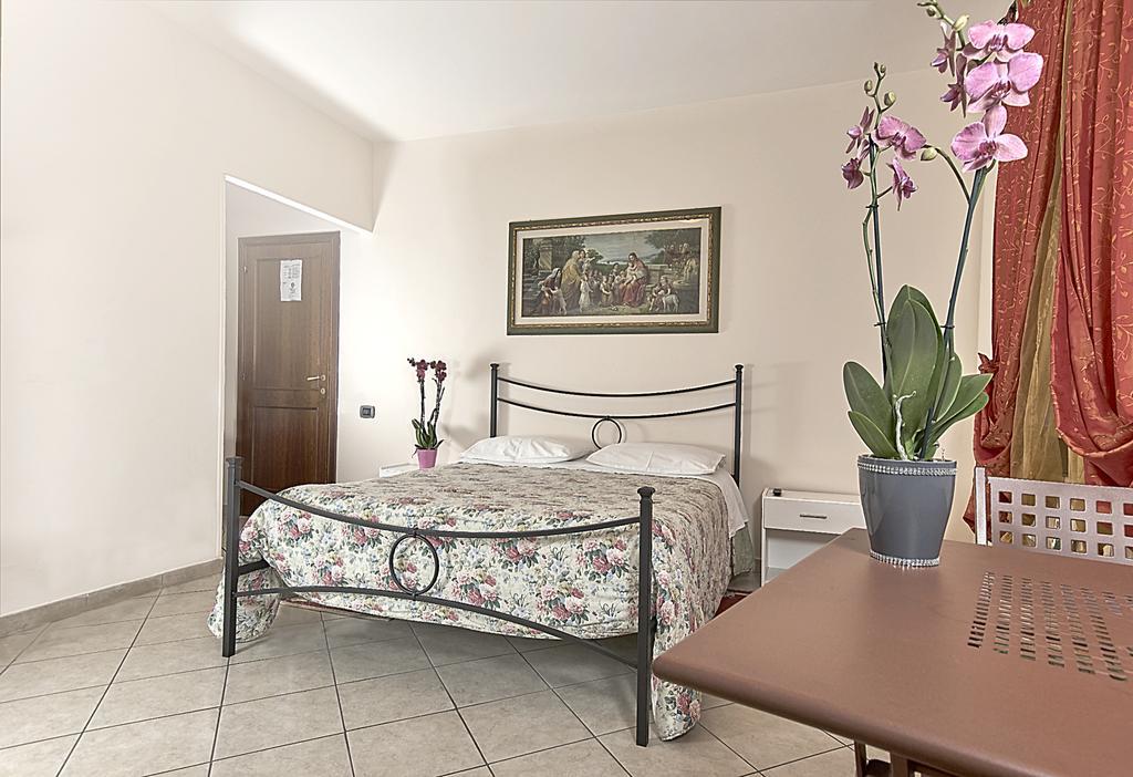 Il Melograno Hotell Foligno Exteriör bild